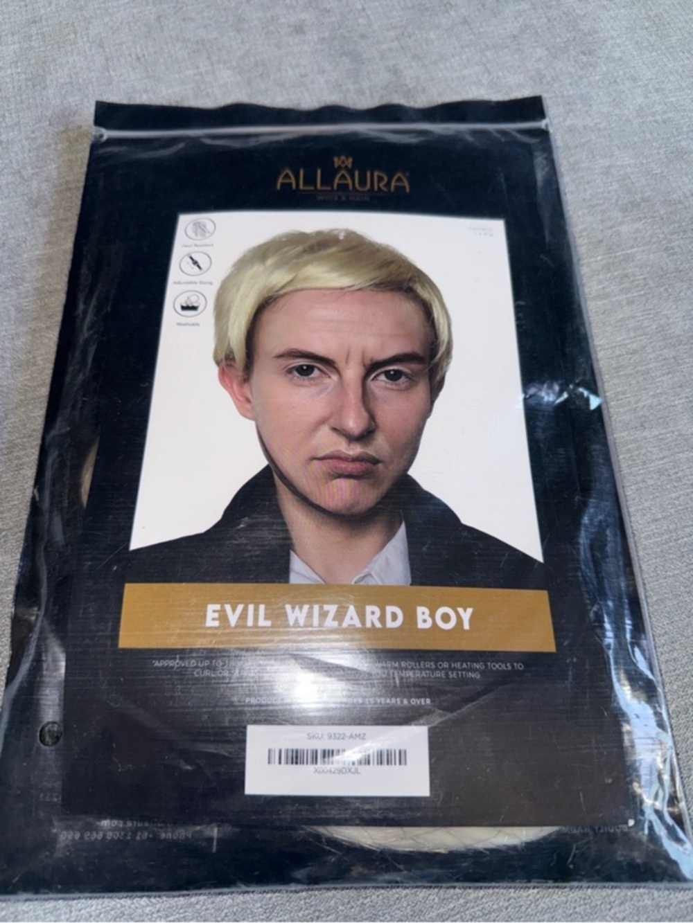 Allaura "Evil Wizard Boy"
Blonde Halloween Costume Wig
Draco Malfoy Harry Potter